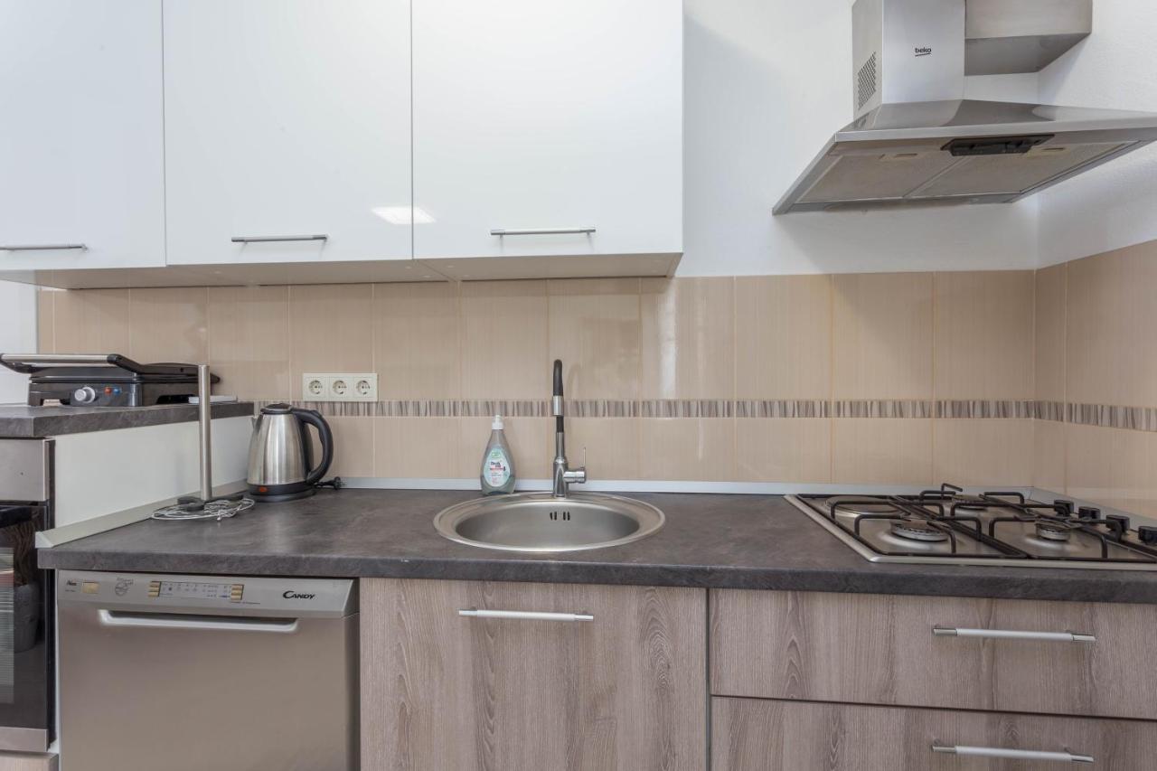 חוואר Apartments Edi - Zf Hvar מראה חיצוני תמונה