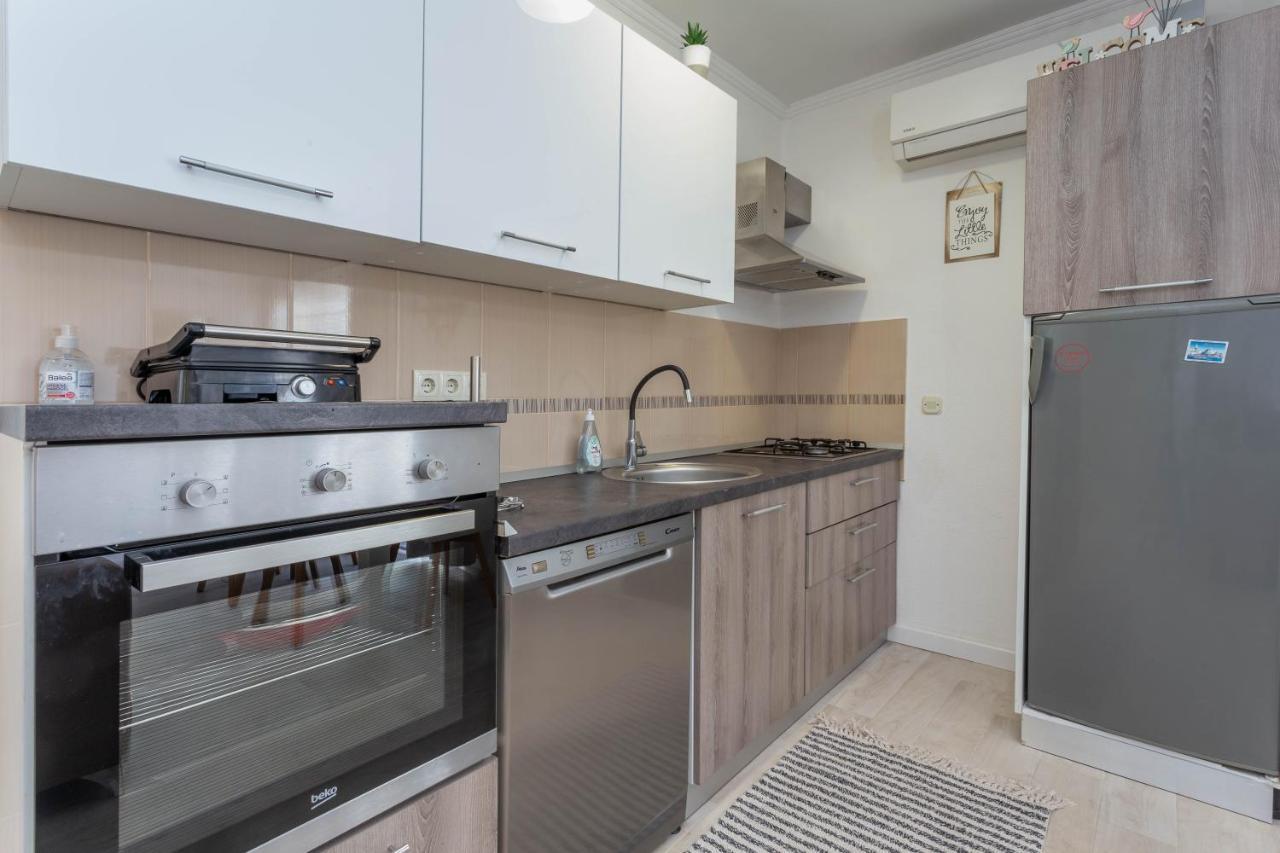 חוואר Apartments Edi - Zf Hvar מראה חיצוני תמונה