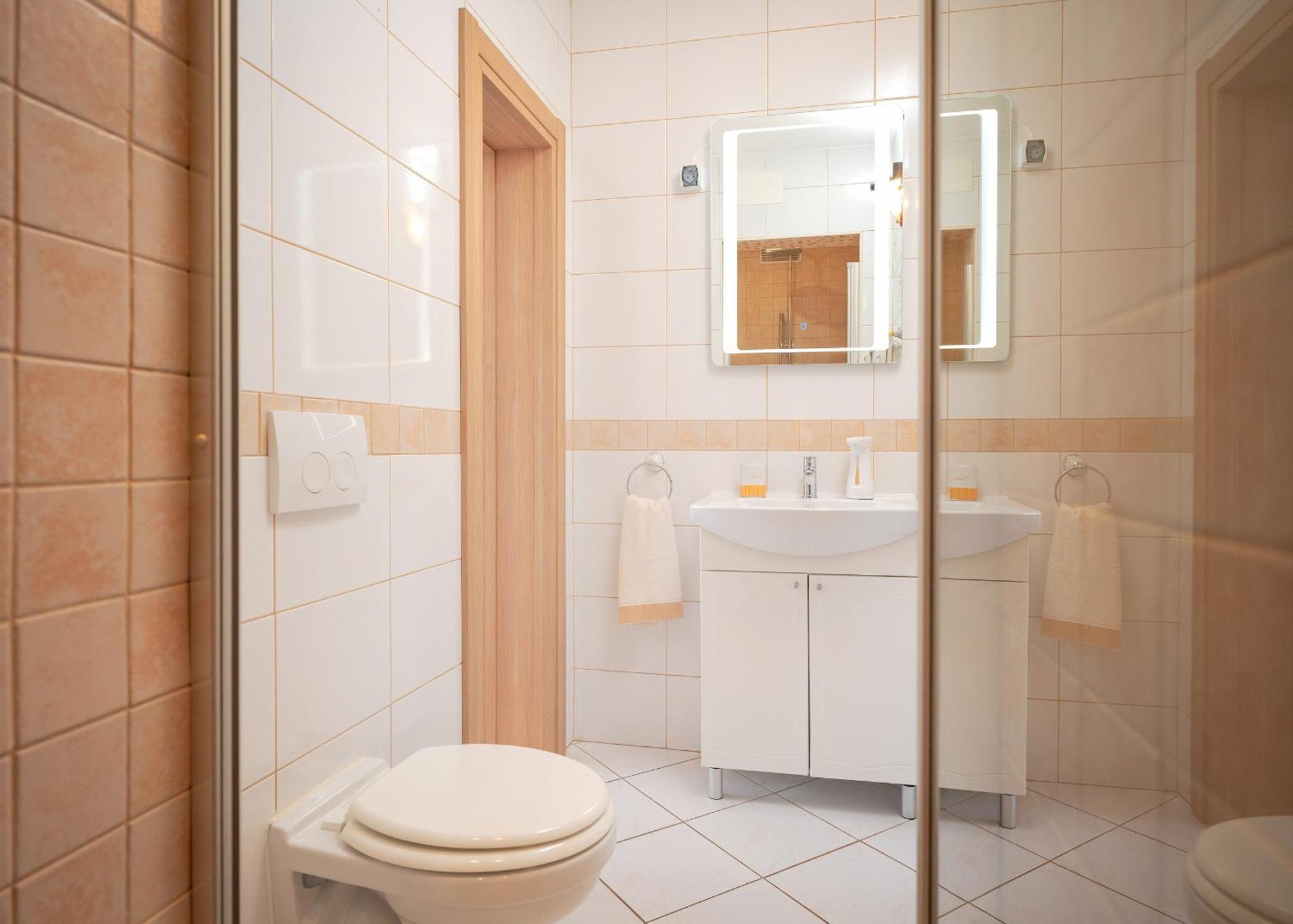 חוואר Apartments Edi - Zf Hvar מראה חיצוני תמונה