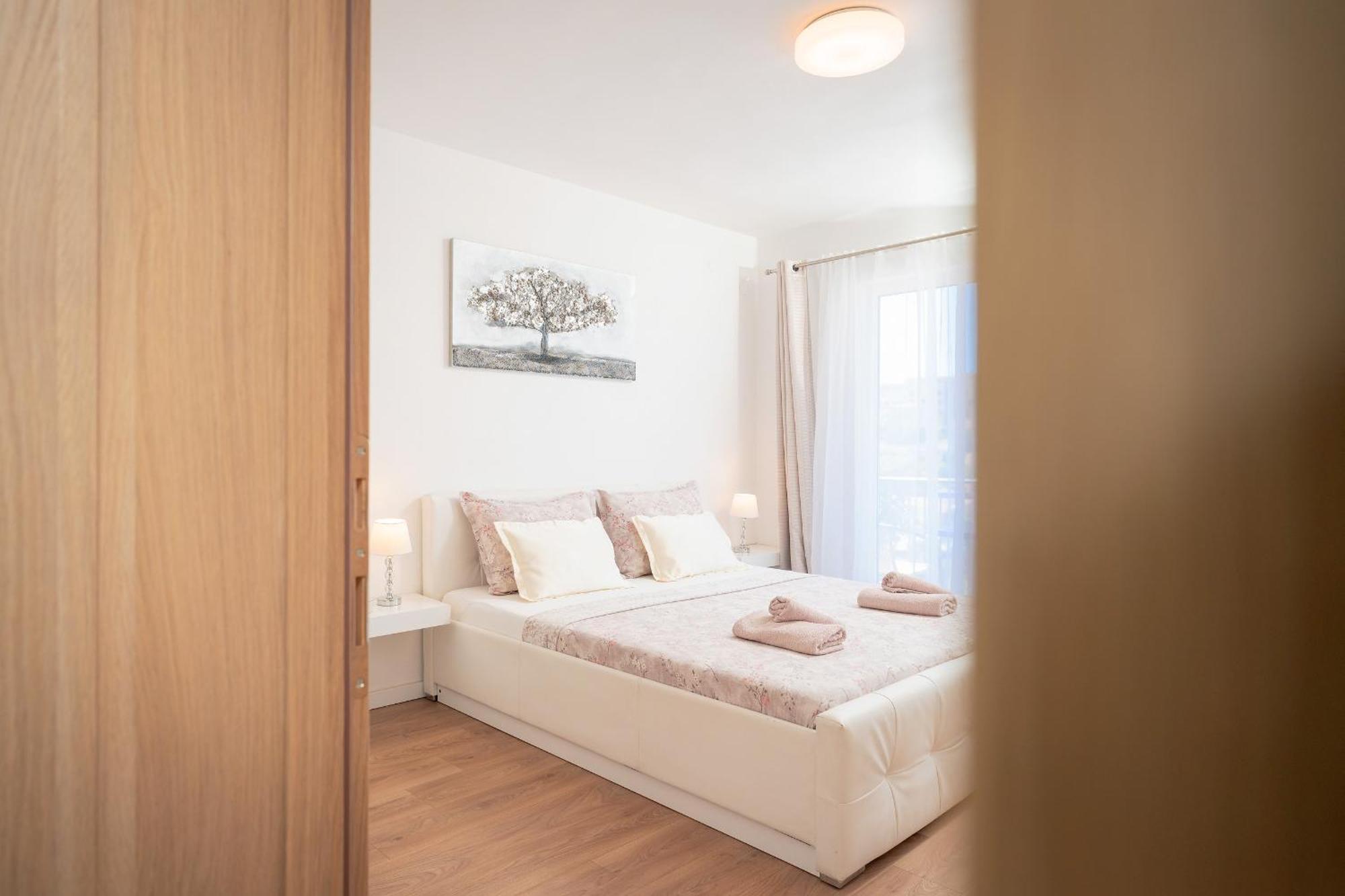 חוואר Apartments Edi - Zf Hvar מראה חיצוני תמונה
