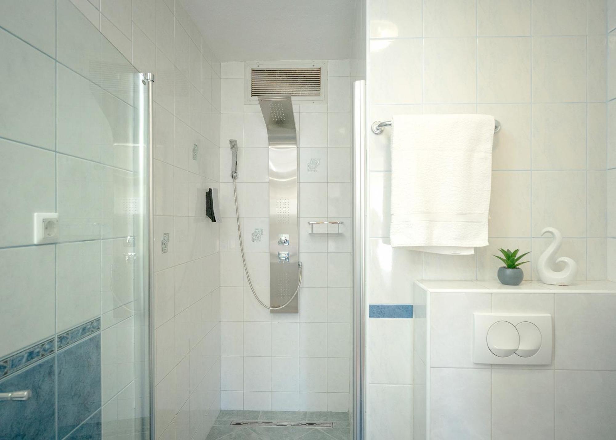 חוואר Apartments Edi - Zf Hvar מראה חיצוני תמונה